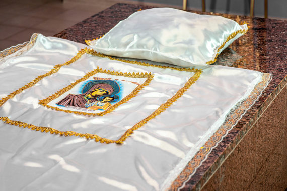 Покрывала, подушки в гроб, ритуальные принадлежности и ритуальные услуги в Тамбове